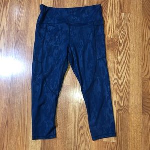 Zyia Light & Tight Blue on Blue Camo Crop Legging